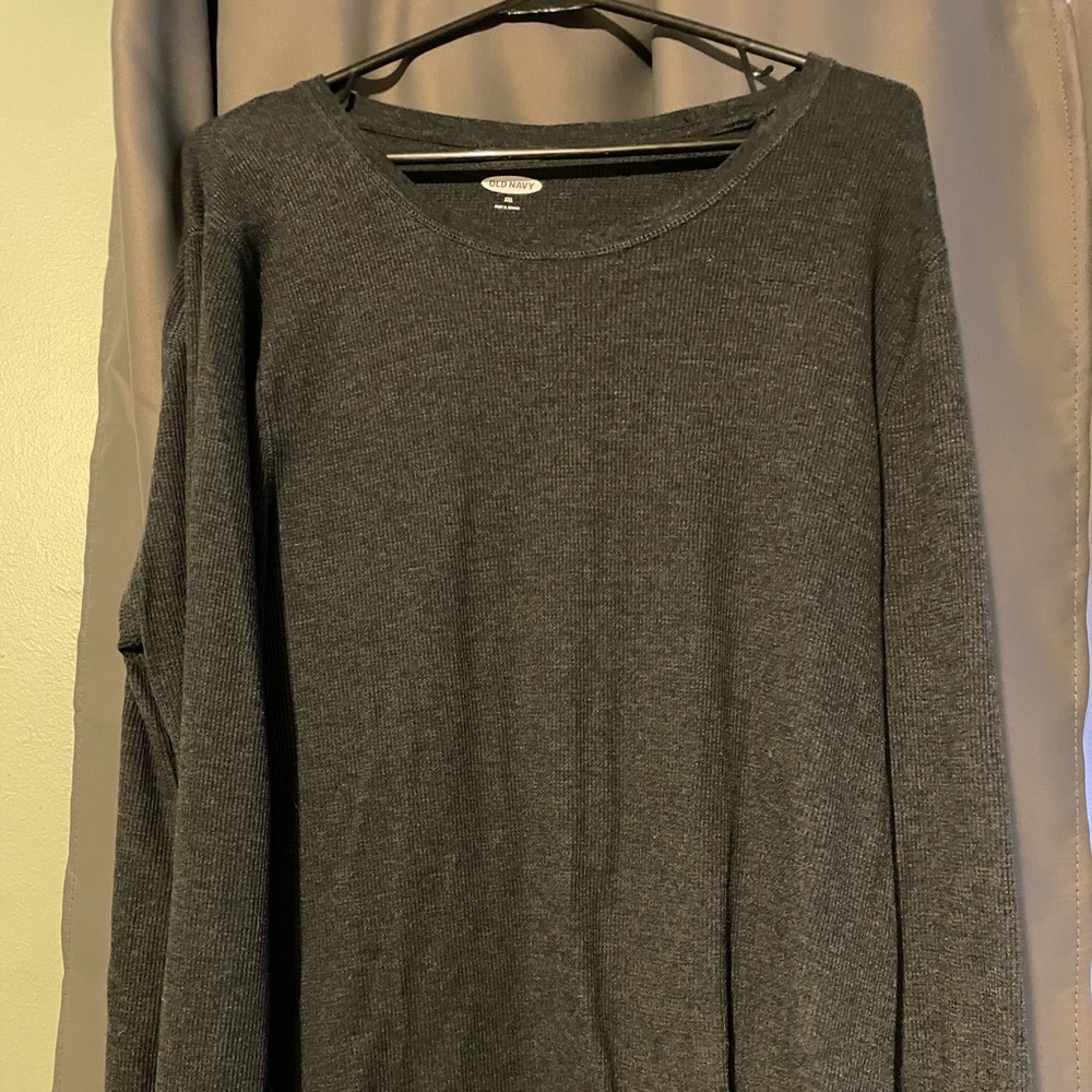 Old Navy log sleeve shirt